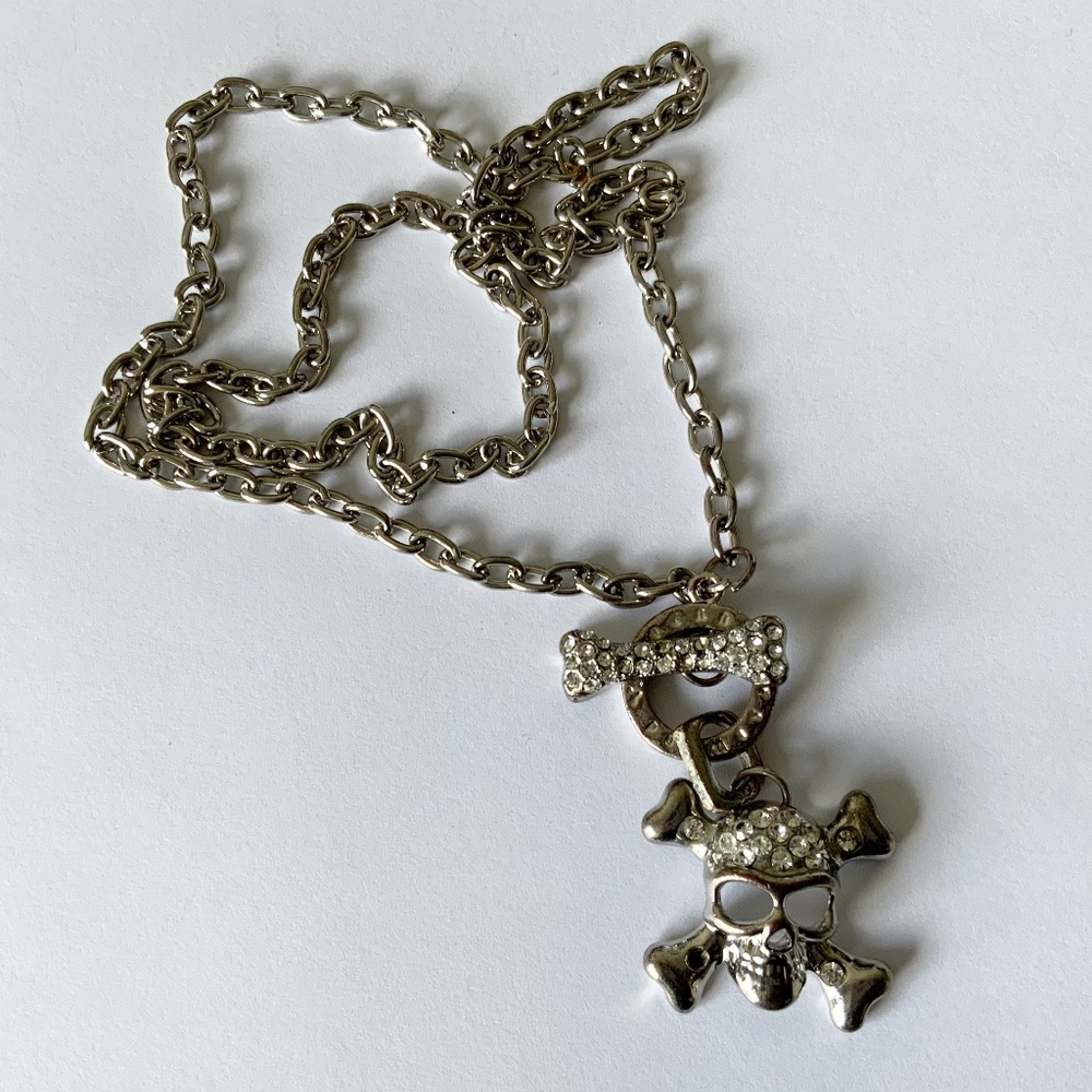 Vintage Y2K Goth Skull and Cross Bones Necklace Silver tone
